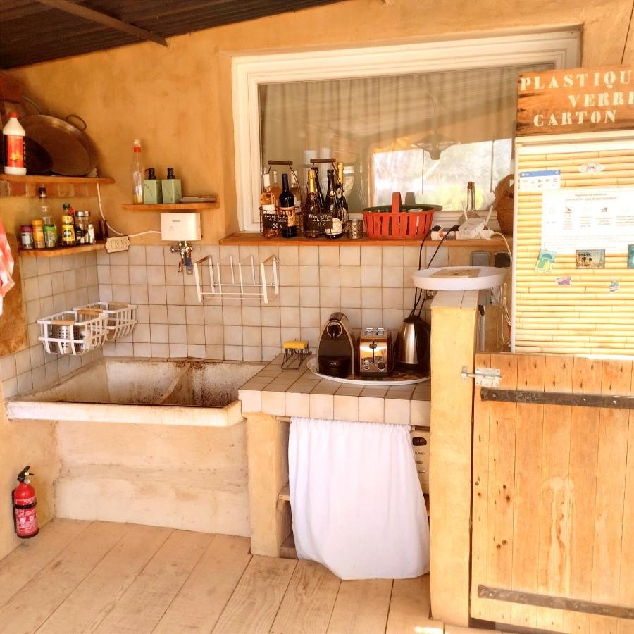 Dépend Atypiq Bohème,piscine chauffée toute l'année, jacuzzi,sauna,loisirs nature Le Beausset Esterno foto